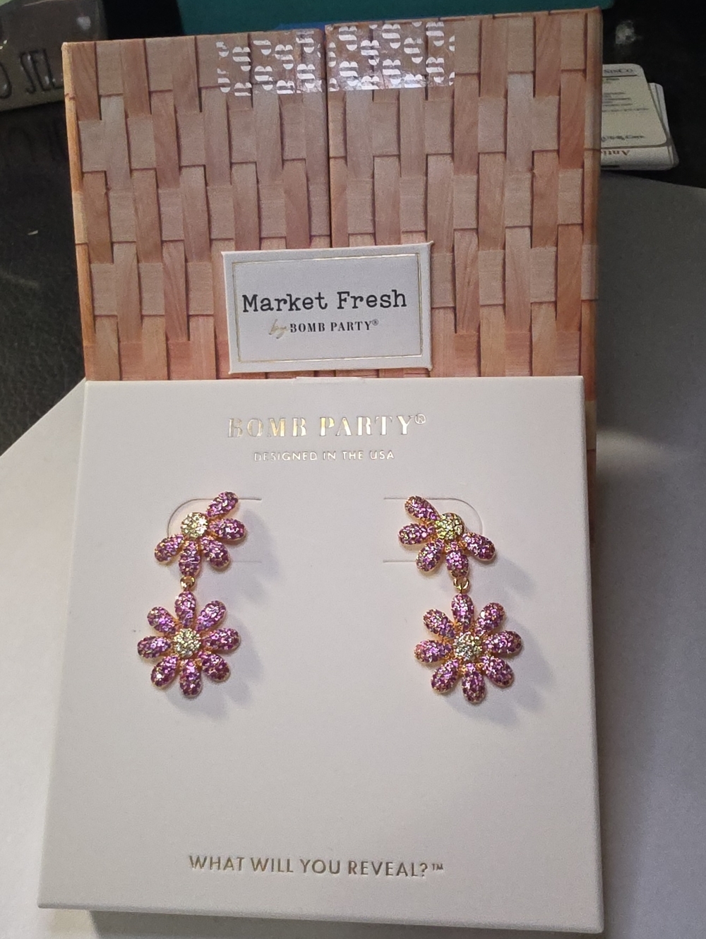 BP_Market Fresh "He Loves Me, He Loves Me Not" Earrings